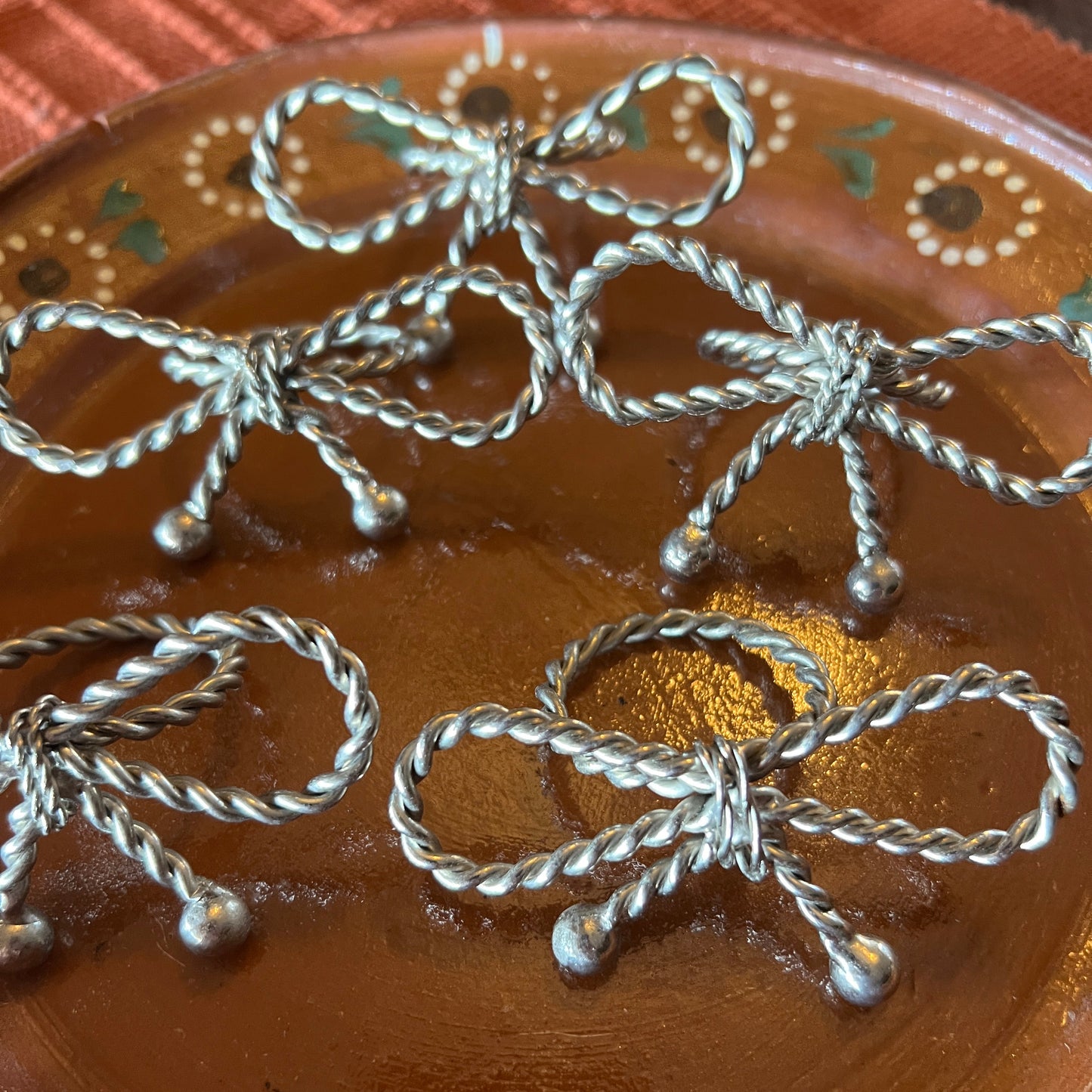 Twisted Rope Bow Napkin Rings