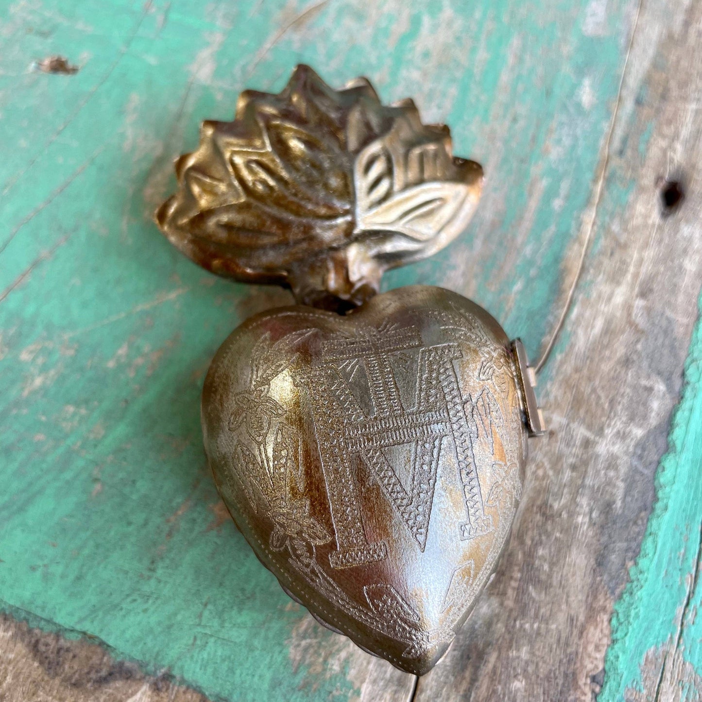 Sacred Heart Locket Boxes