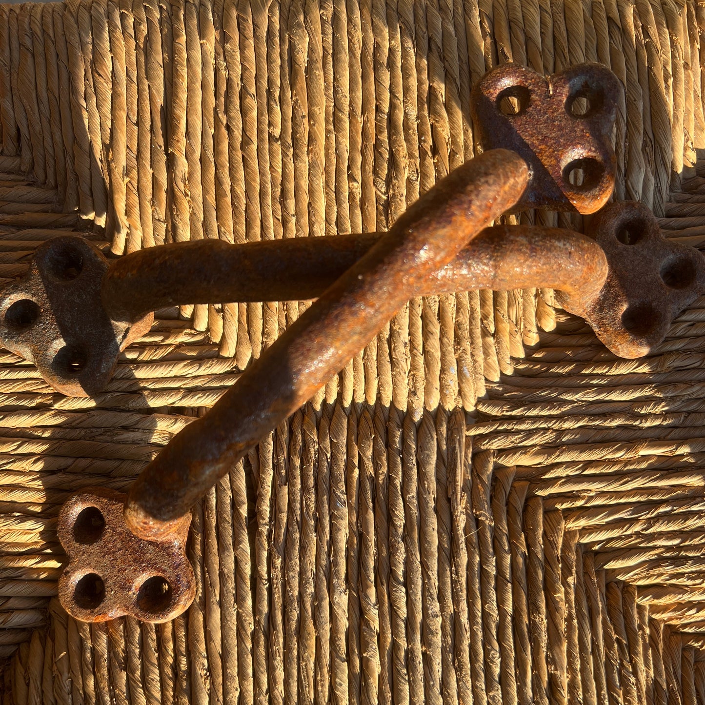 Cast Iron Rust Handle