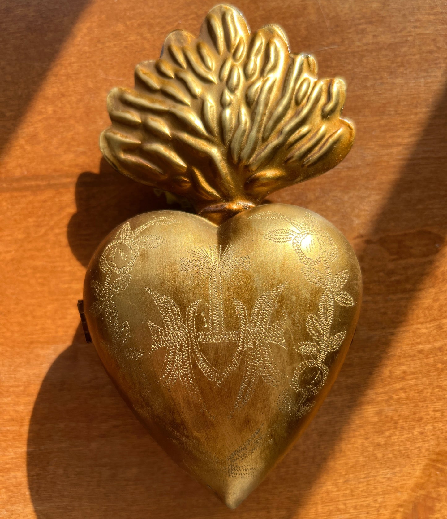 Sacred Heart Locket Boxes