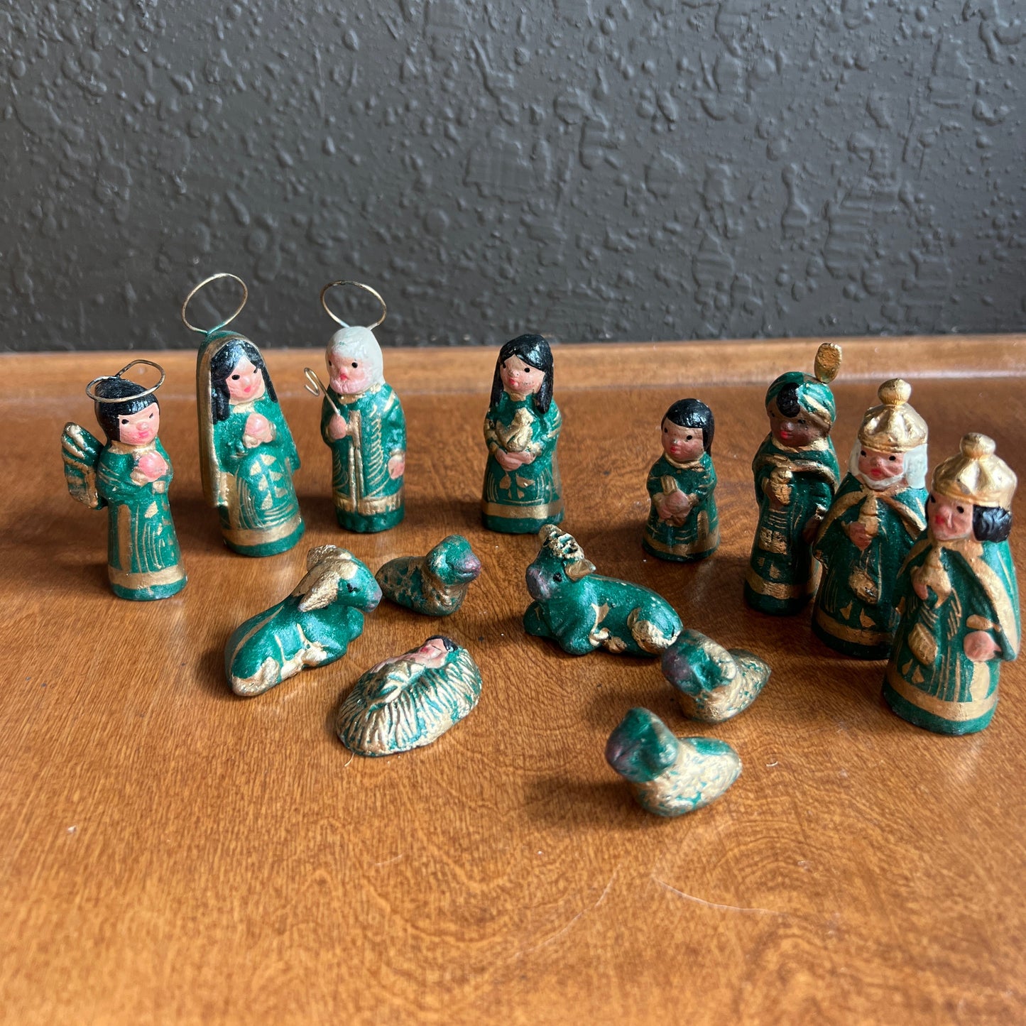 Vintage Mexican Tonala Nativity
