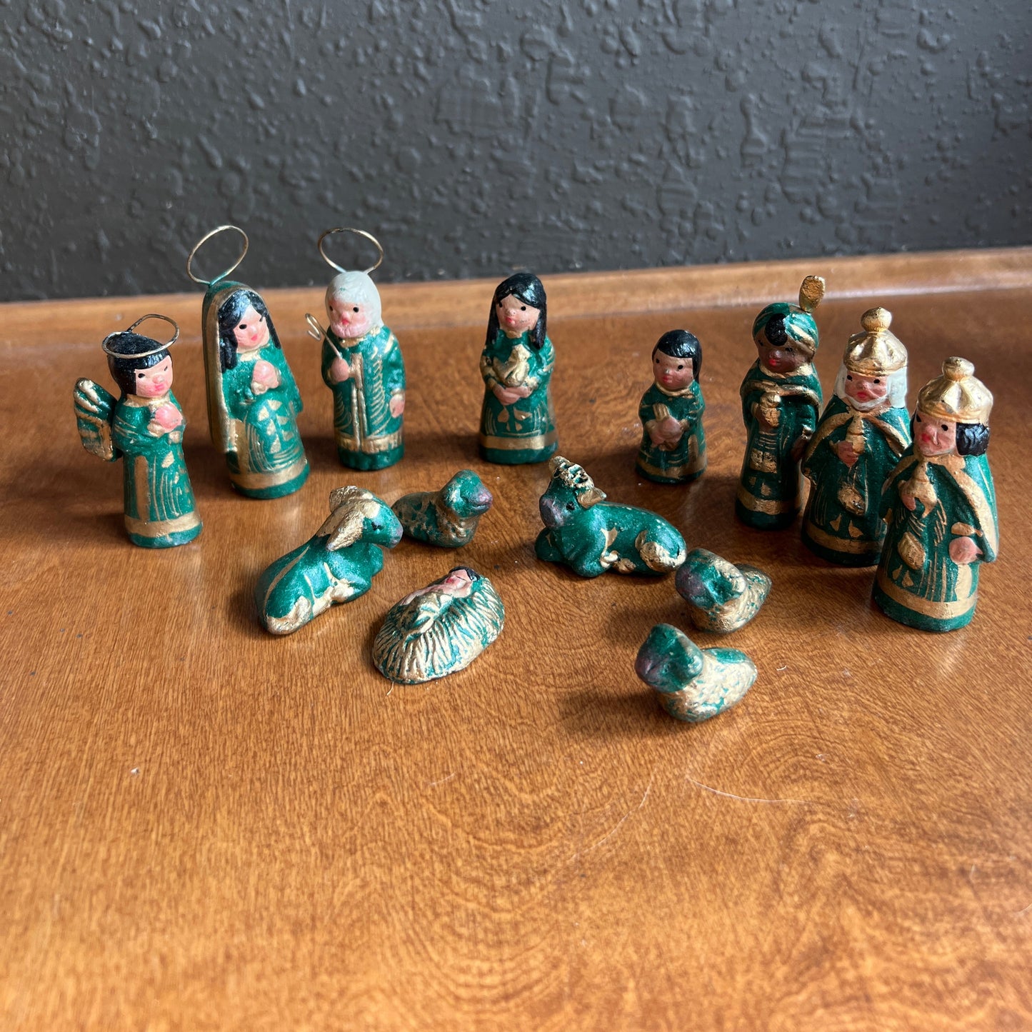 Vintage Mexican Tonala Nativity